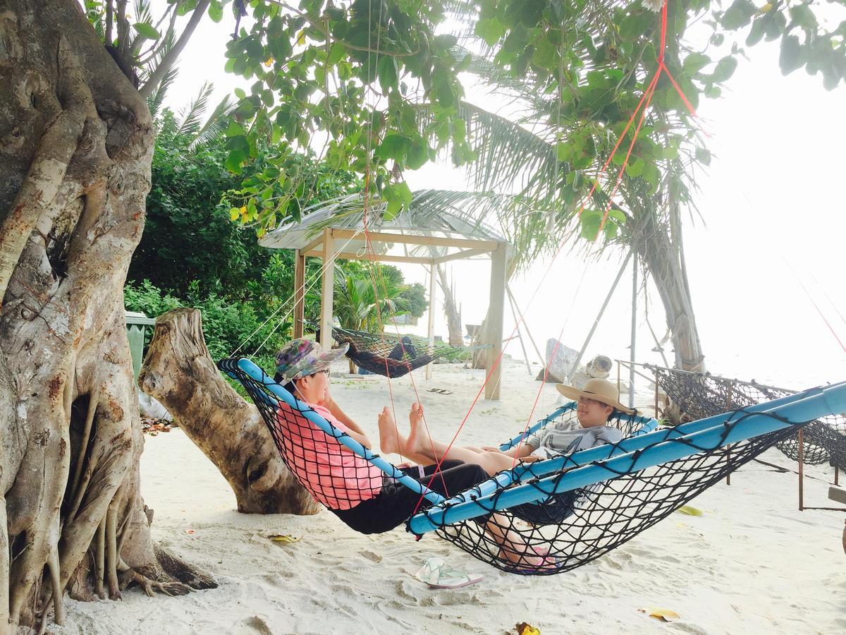 Noovilu Suites Maldives Mahibadhoo Buitenkant foto